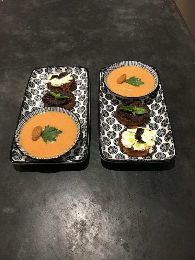 La Datcha Delicatessen Tulette Exteriör bild